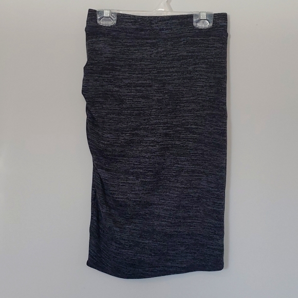 Aritzia Wilfred Free Heather charcoal skirt - Picture 2 of 3